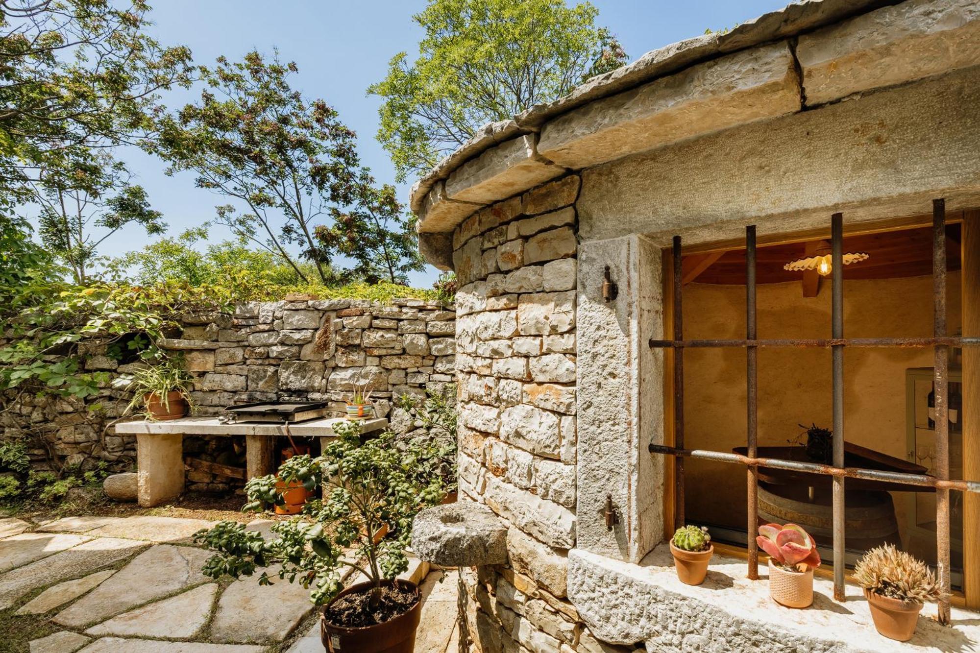 Peroj'S Green Oasis - Holiday Home Bagian luar foto