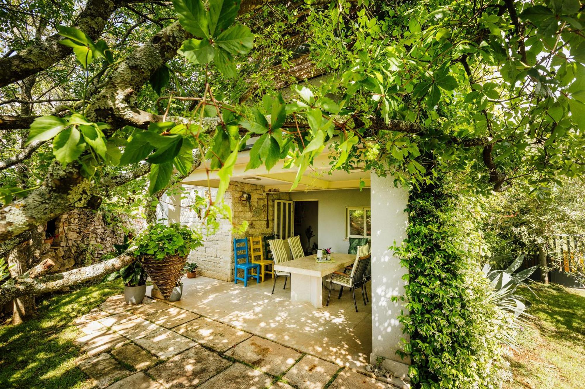 Peroj'S Green Oasis - Holiday Home Bagian luar foto